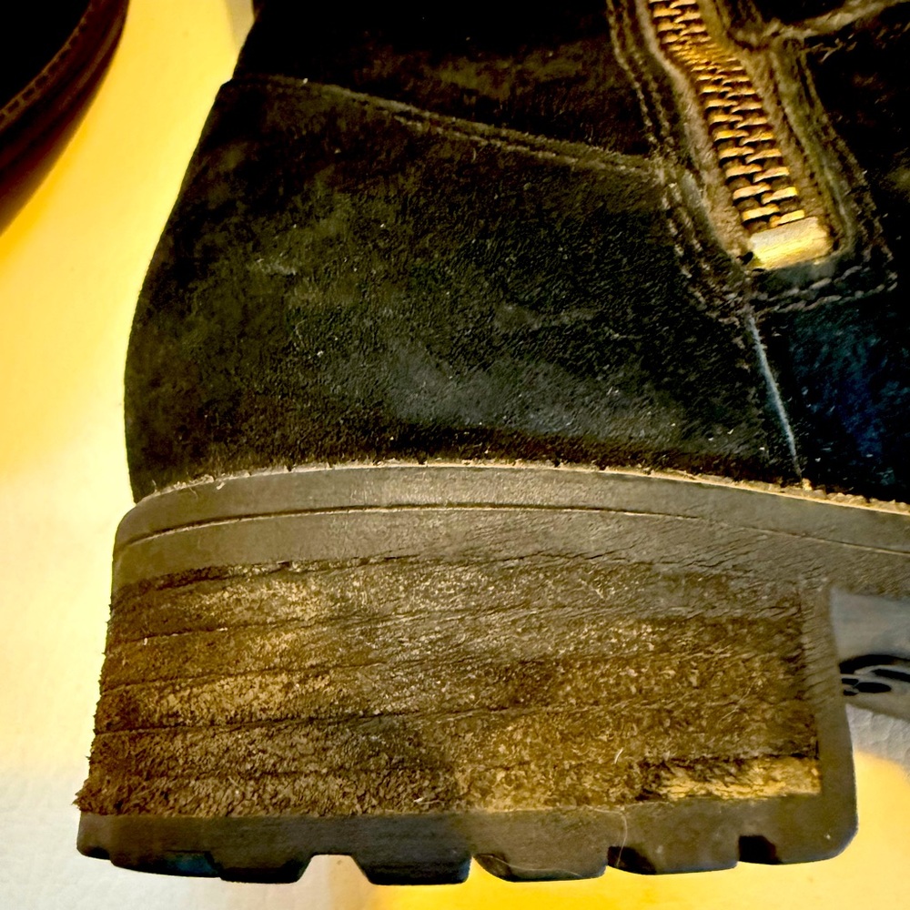 Ugg Black Linford Boot 7 - Picture 13 of 14